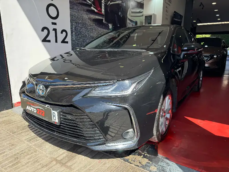 images-toyota-2020-voiture-d-occasion-corolla-hybride-86724km-06007