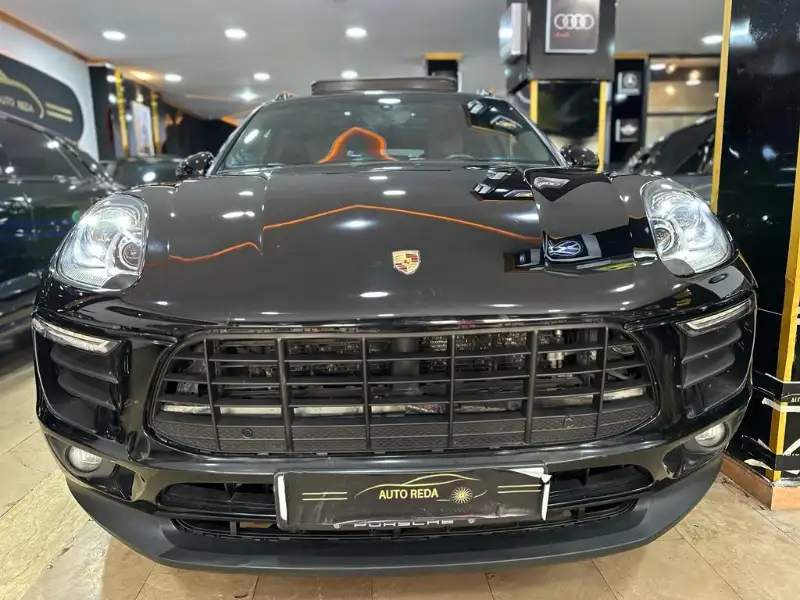 images-porsche-macan-diesel-12-cv-2018-90001-100000-km-tout-option-voiture-d-occasion-06201