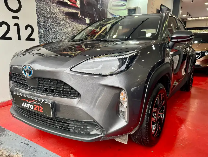 images-toyota-boite-automatique-2023-voiture-d-occasion-yaris-cross-06220