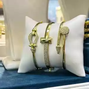 montres-et-bijoux-04472