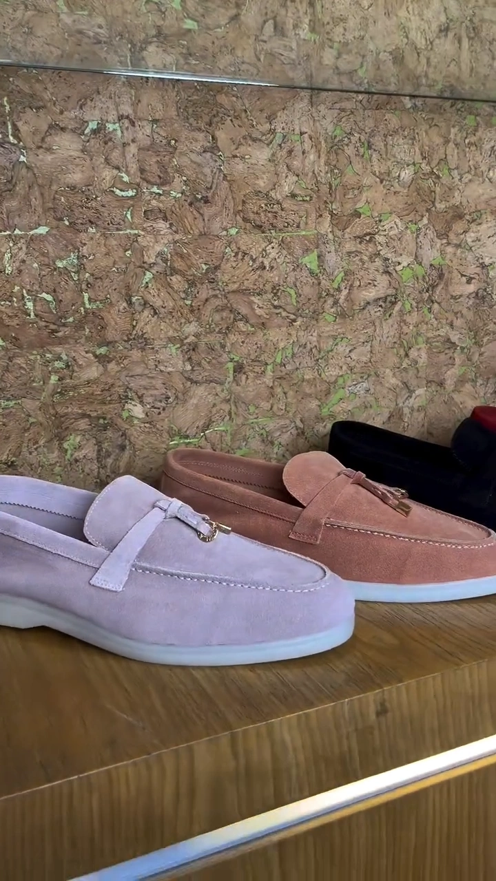 post-8376