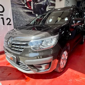 images-renault-diesel-6-cv-2024-1-er-main-garage-voiture-occasion-express-56000-km-07826
