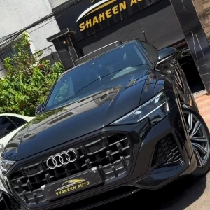 video-audi-audi-q8-voitures-doccasion-10867