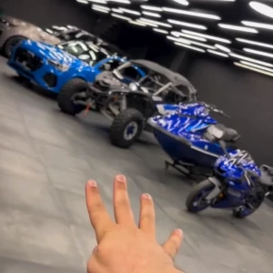 video-audi-yamaha-r6-can-am-can-am-maverick-xrs-10895