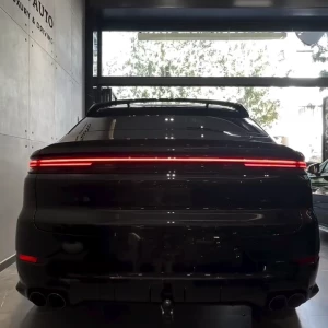 video-voitures-neuves-porsche-cayenne-porsche-cayenne-coupe-e-hybrid-10915